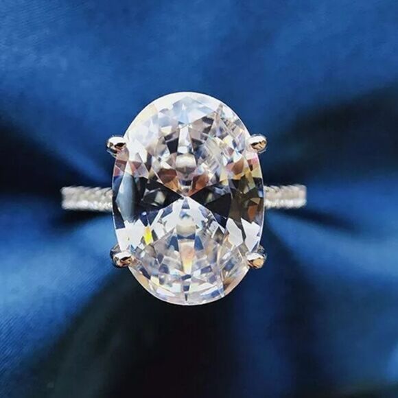 The Standing Ovation 5 ct Oval Cut White Sapphire 925 Silver ring size 8 - Picture 8 of 14